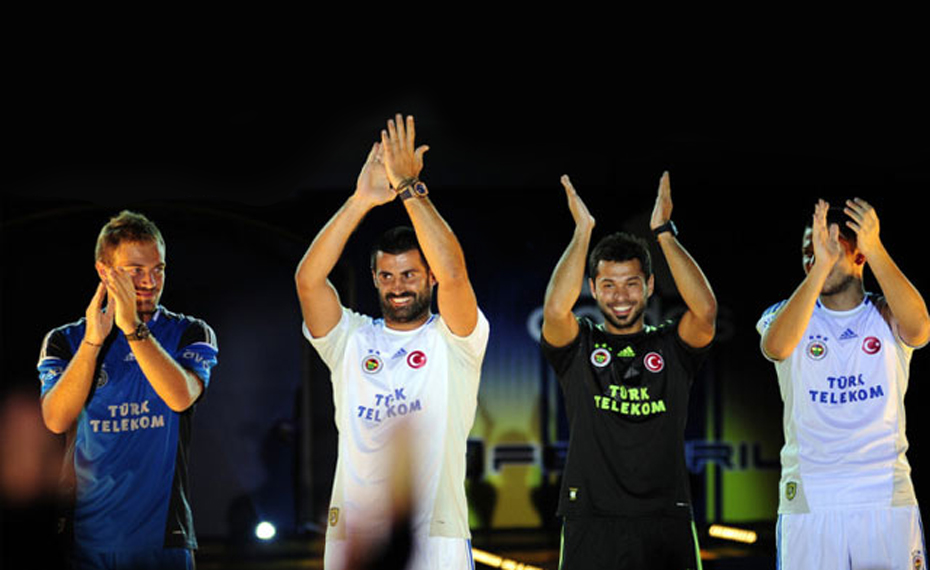 2012 - 2013 Fenerbahçe Yeni Sezon Formaları Tanıtım Töreni